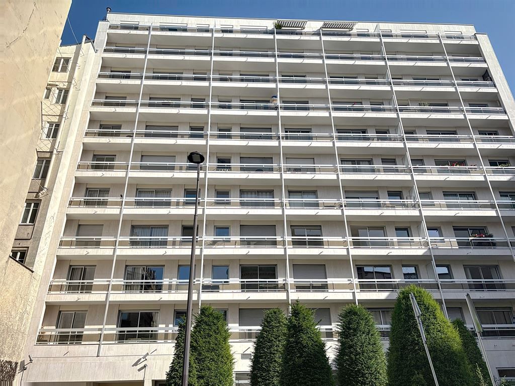 appartement 1 pièce en location sur PARIS (75015)